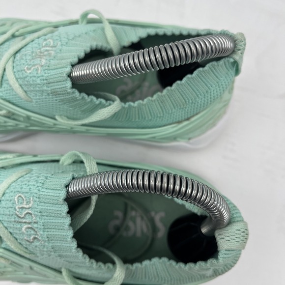 Asics Womens Gel Nimbus 24 1012B201 Green Running Shoes Sneakers Size 7 - Picture 11 of 16